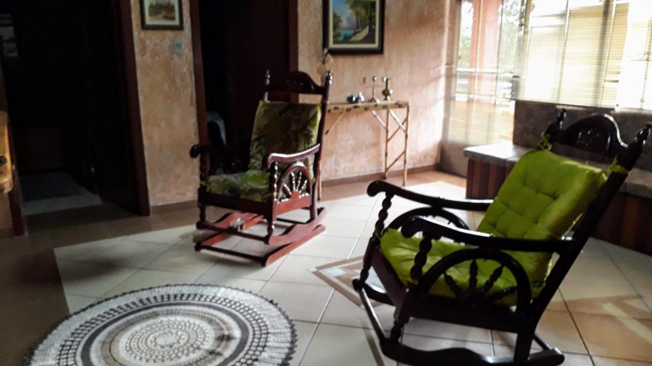 Chacara Alto Do Vale Villa Bueno Brandão Eksteriør billede
